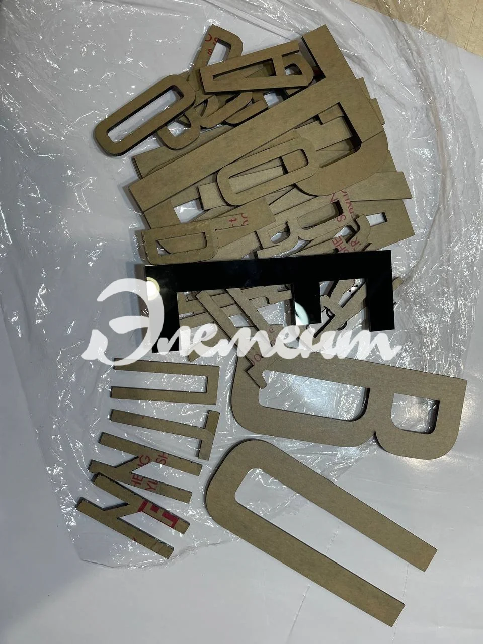 резкаакрила