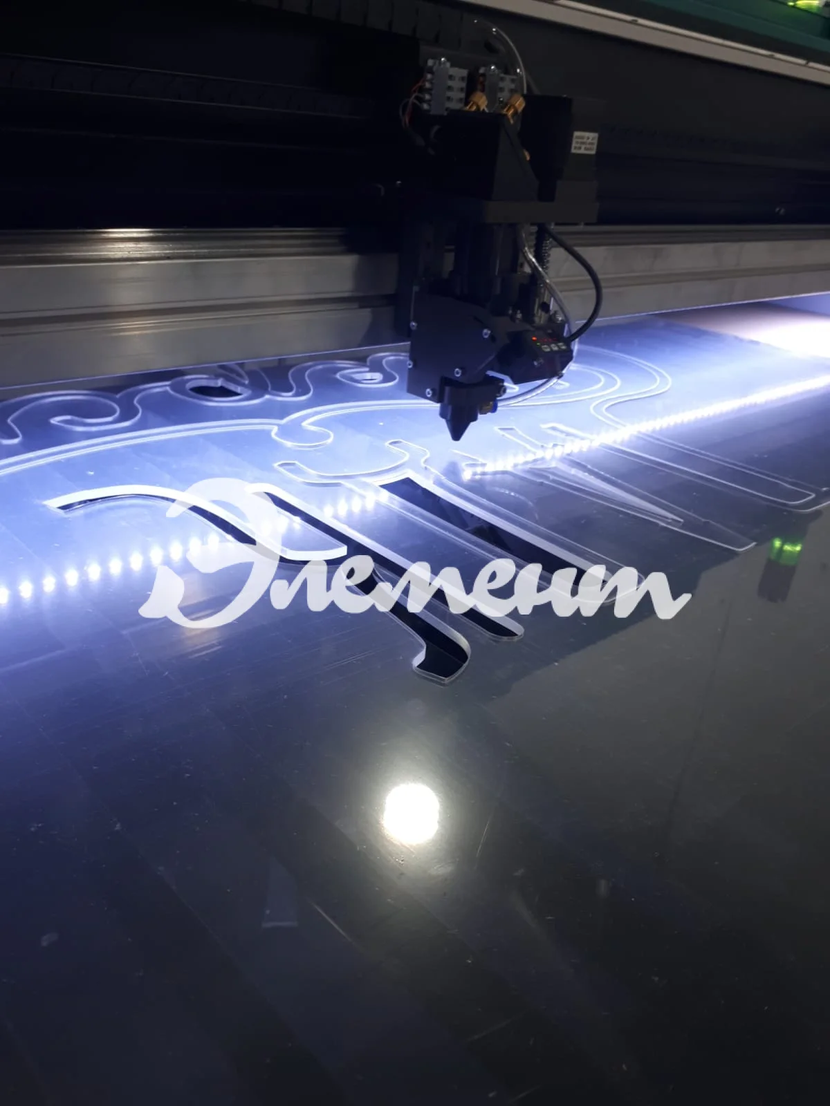 неоновая вывеска 4