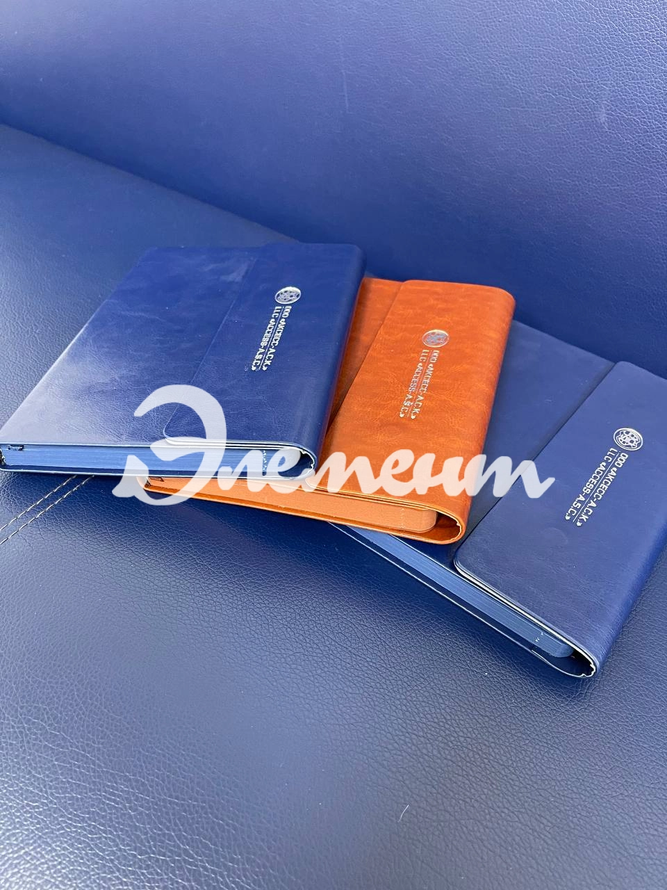 Тиснение ежедневников фольгой5