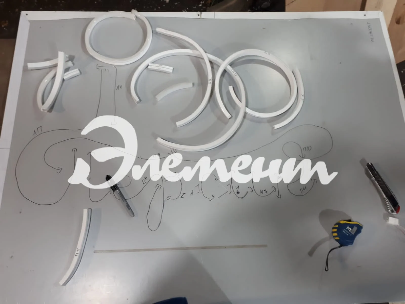 неоновая вывеска 6