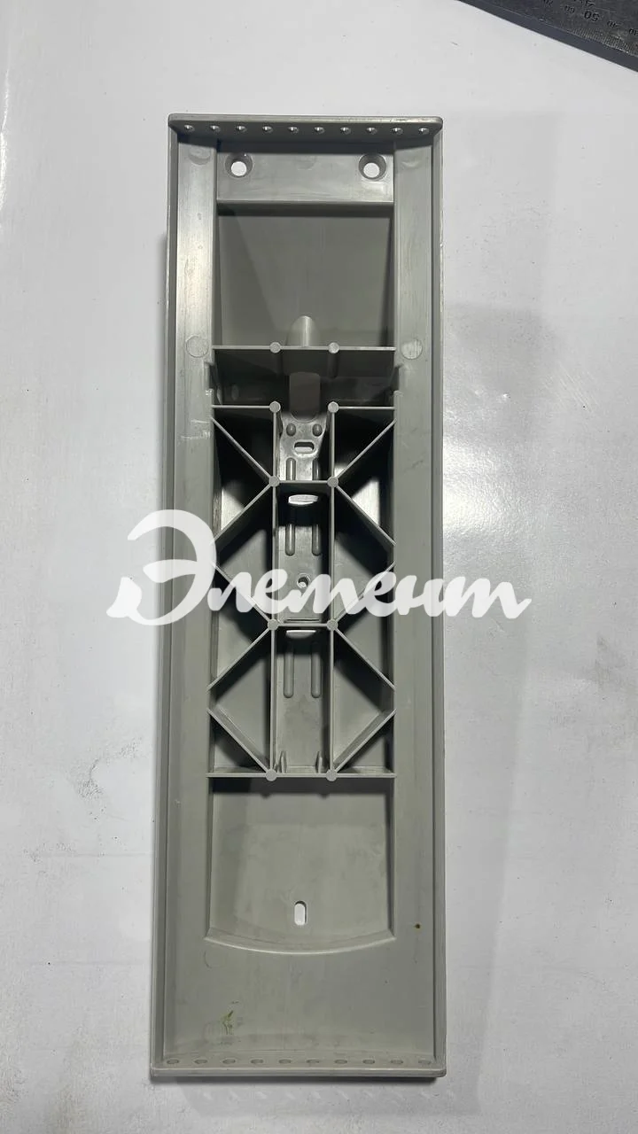 photo_5348203207123384916_y