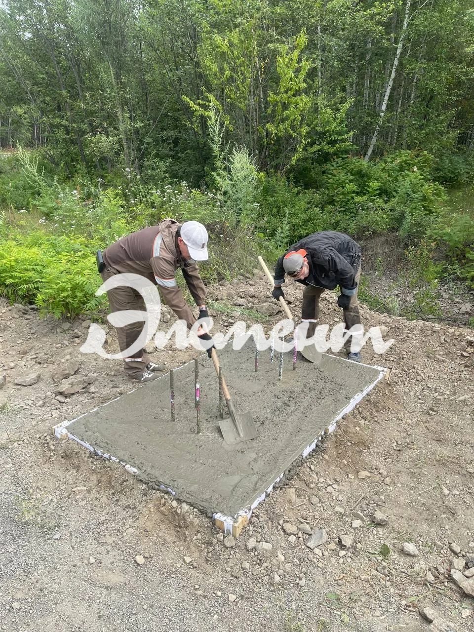 Стела бетонирование