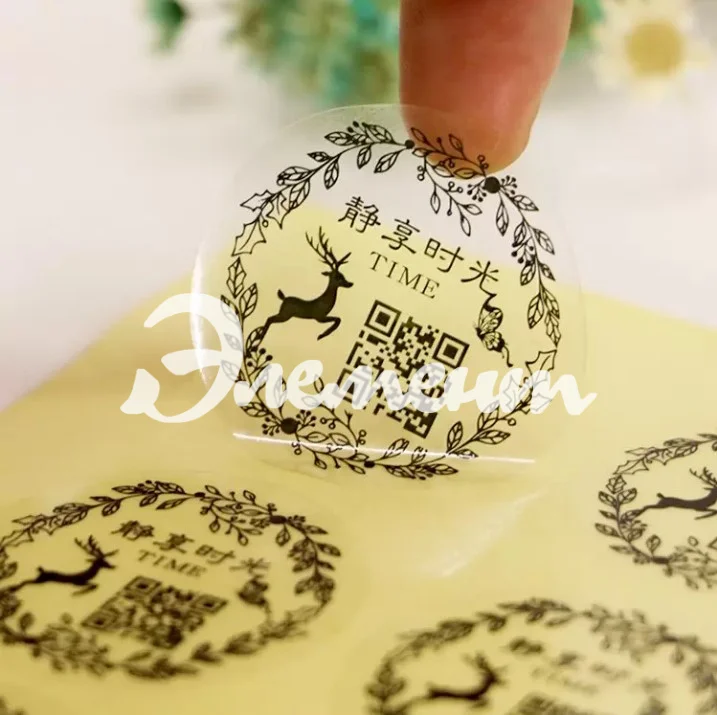 Стикер  визитка с QR-кодом3