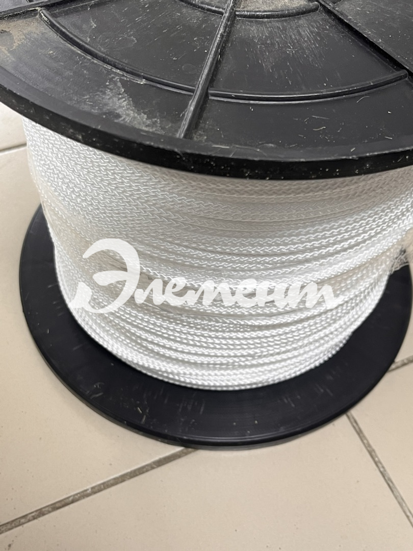 shnur bytovoi 2 element