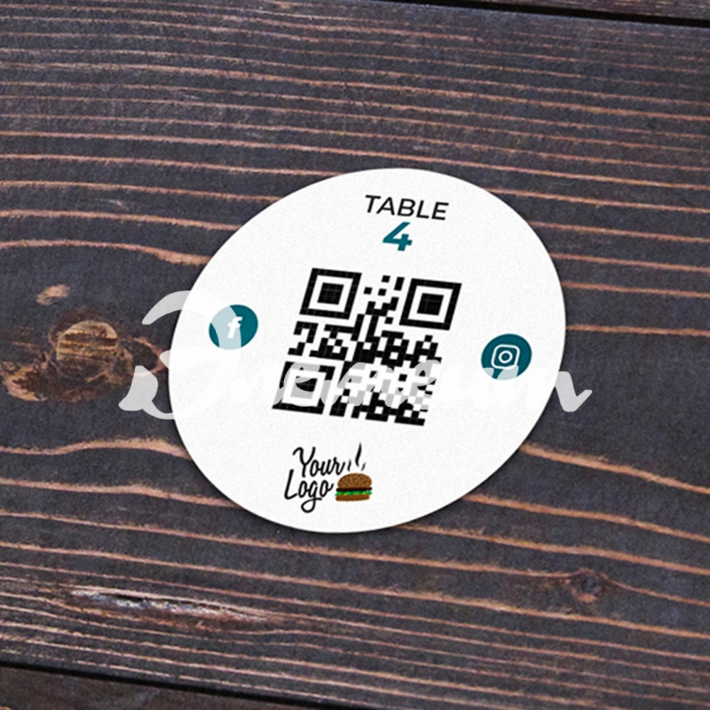 Стикер с QR-кодом на стол в кафе4